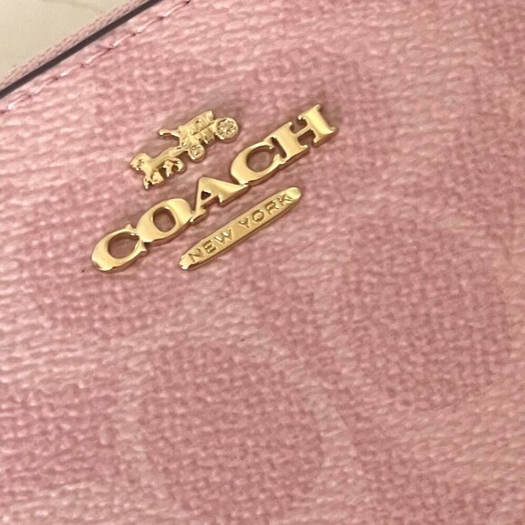 Coach Long Zip Around Wallet CW778 Powder Pink Signature Canvas Wristlet ORGPKG - Picture 8 of 9